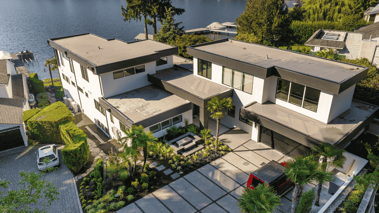 Top 7 Mistakes to Avoid When Installing Decks and Fences